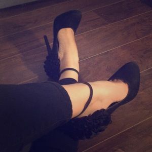 Unique black HIGH heels
